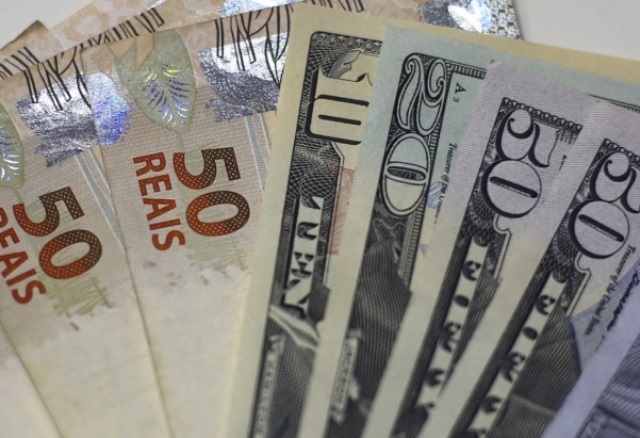 Copom deve subir juro para 14,75% ao ano, o maior patamar em quase duas décadas