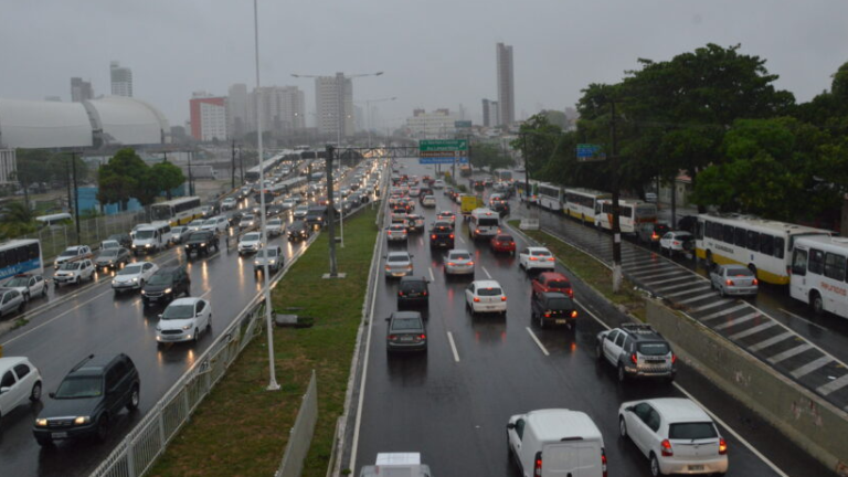 Natal registra média acumulada de 841 mm de chuva de janeiro a abril de 2026